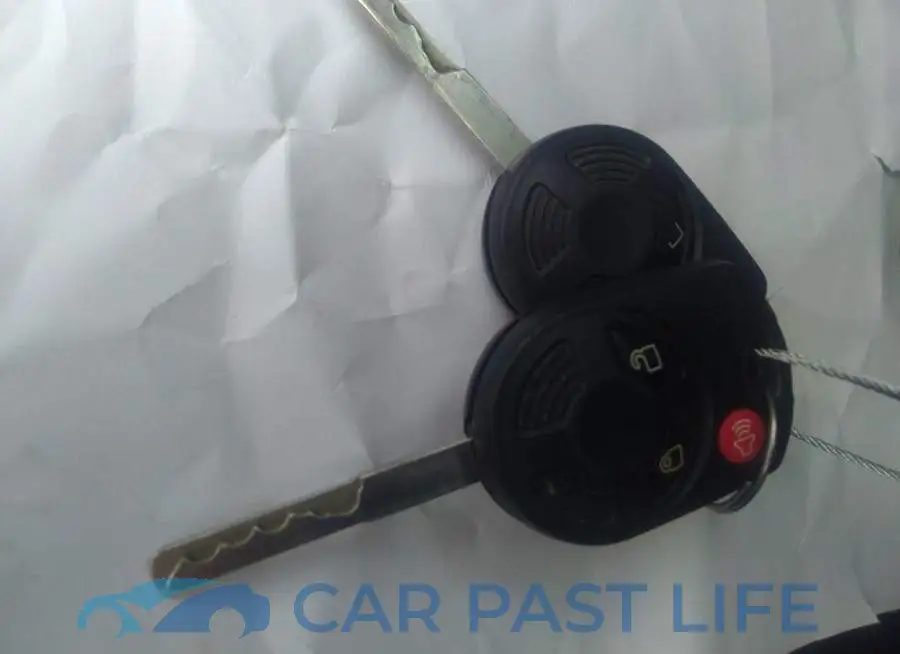 1FMCU9G90GUA32827# 11