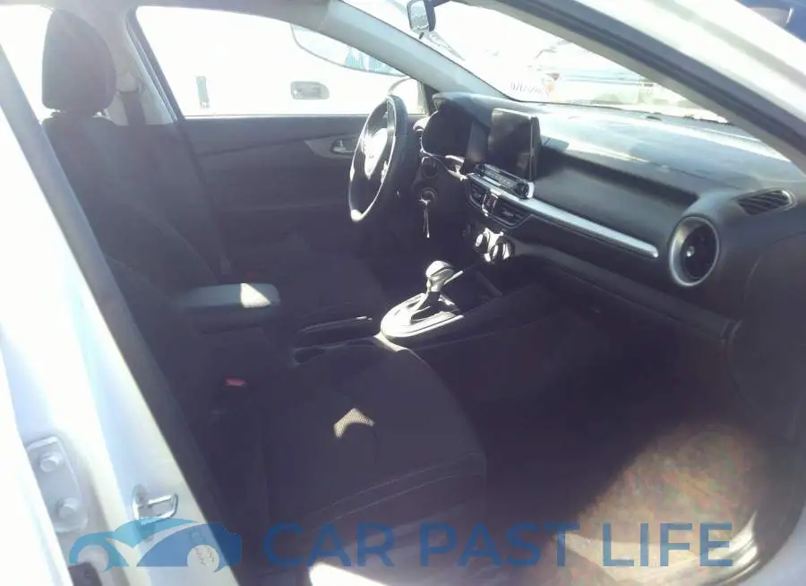 3KPF24AD3ME320939# 5