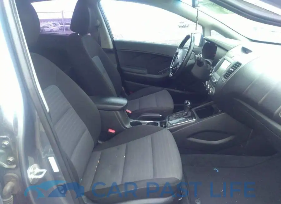 3KPFL4A78HE111418# 5