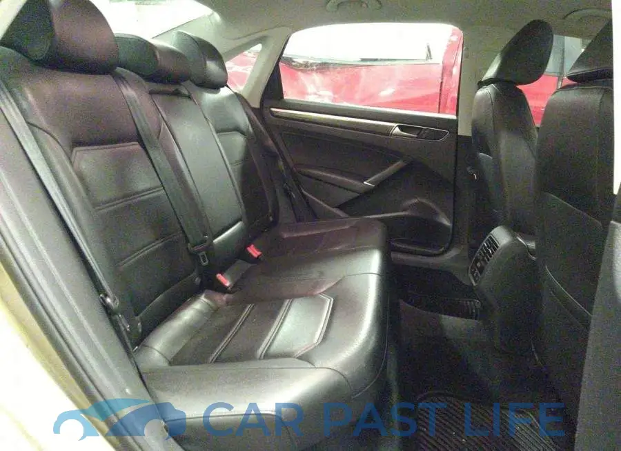1VWBT7A34GC015348# 8