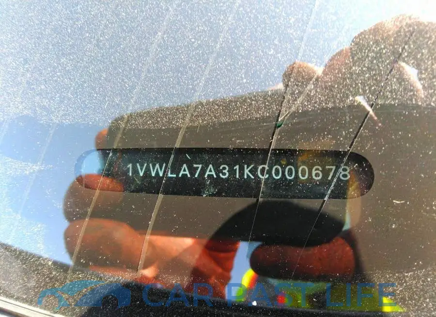 1VWLA7A31KC000678# 9