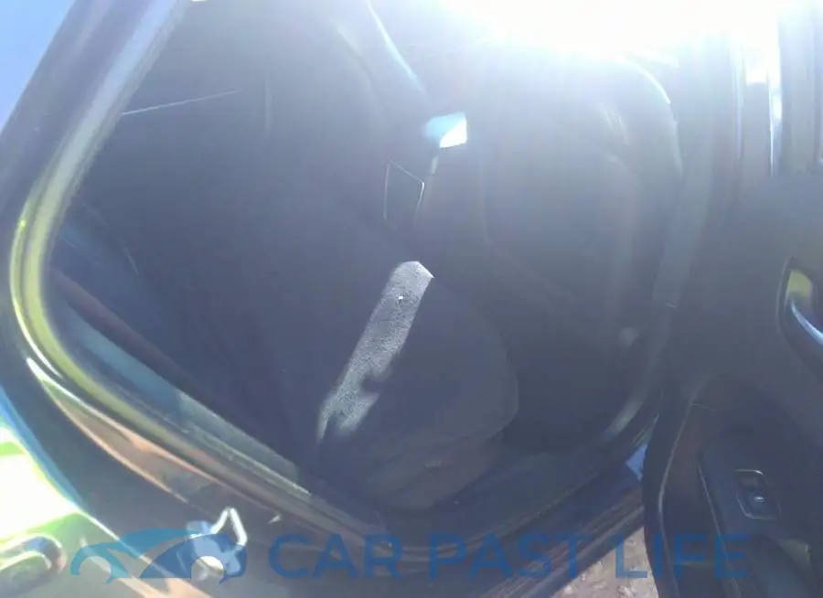 2C3CCAAG9FH931188# 8