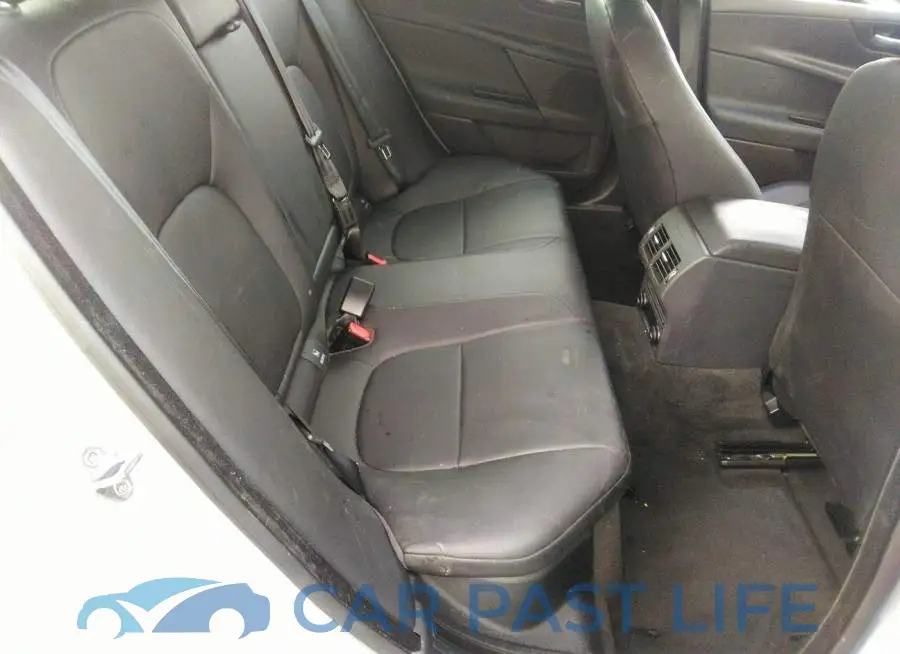 SAJAD4FX8JCP26050# 8