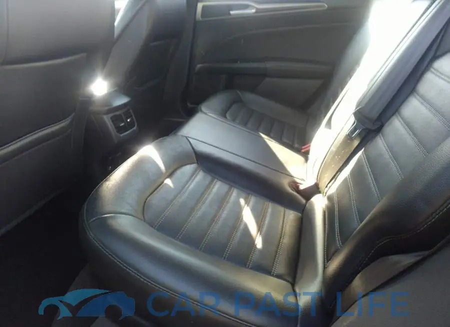 3FA6P0PU9DR351502# 6