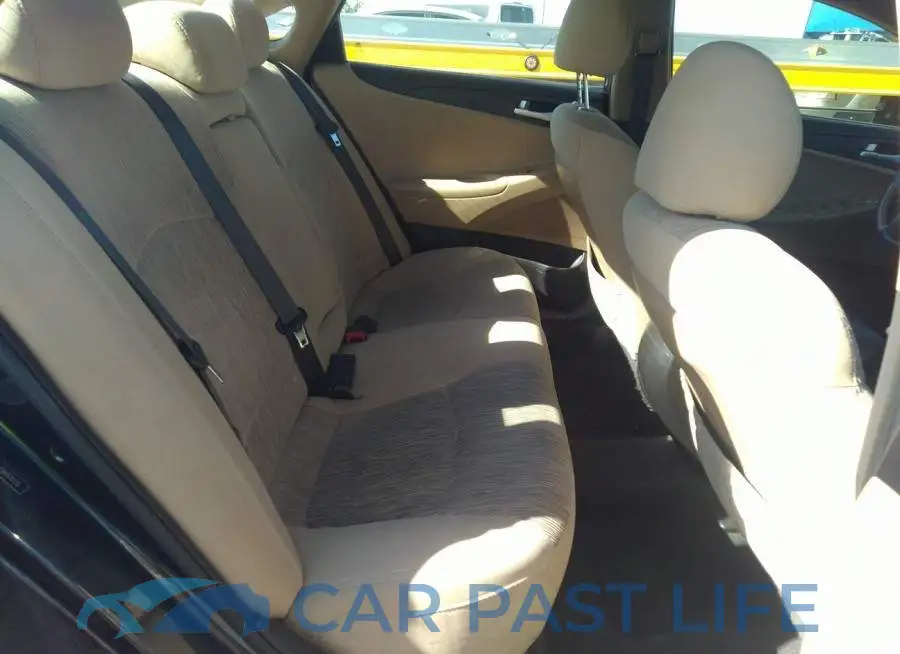 5NPEB4AC2DH570770# 8