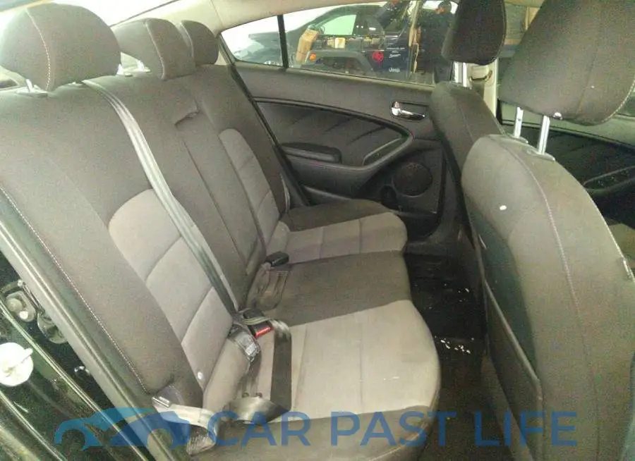 KNAFX4A85E5096099# 8