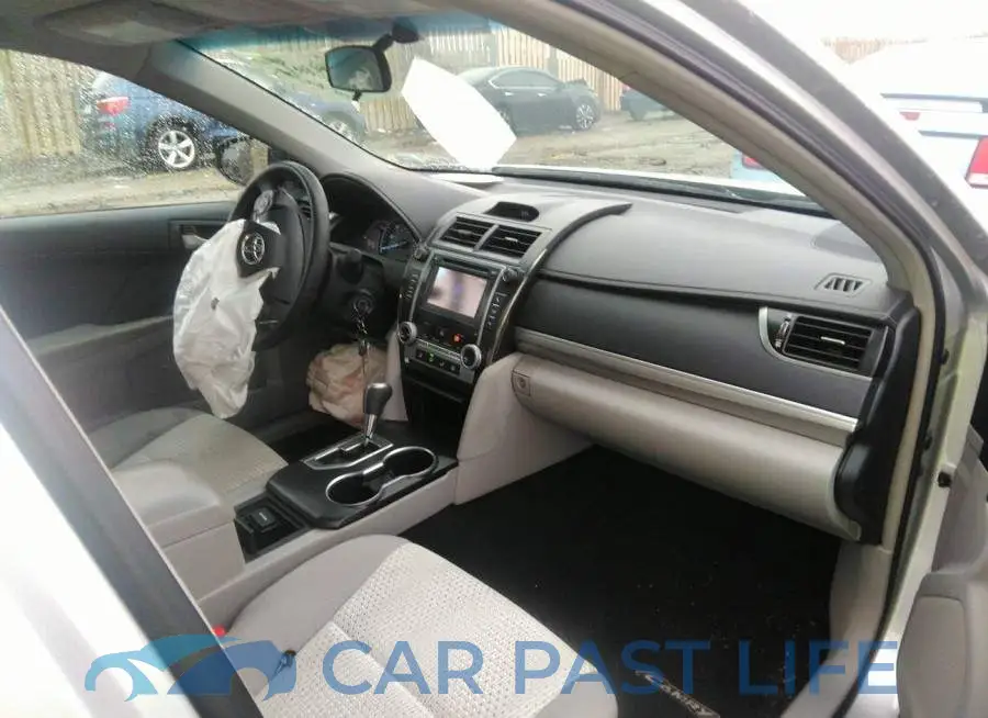 4T4BF1FK9DR280765# 5