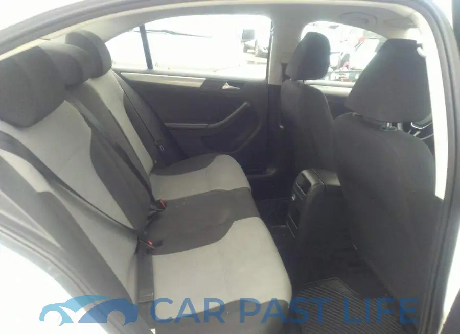 3VW167AJ8HM364854# 8