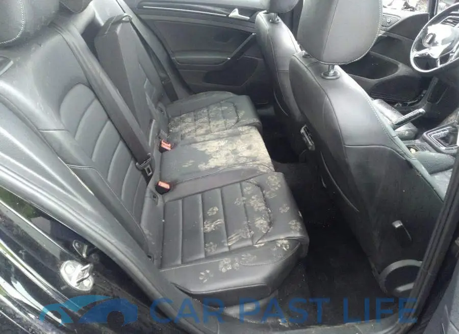 3VW2A7AUXFM052013# 8