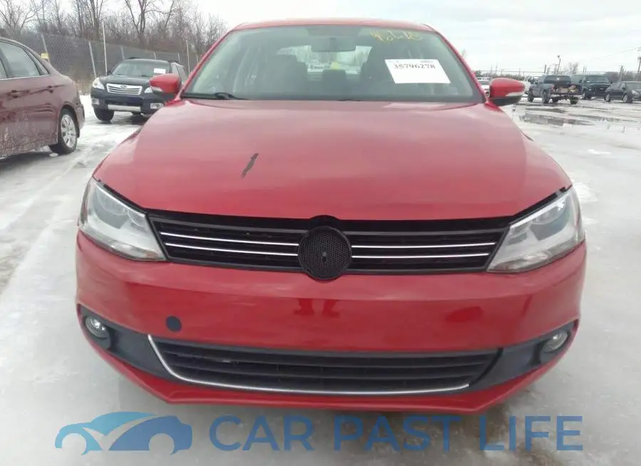 3VW3L7AJ3DM408125# 6