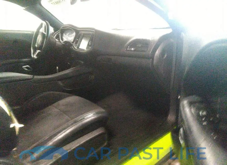 2C3CDZFJ4FH744117# 5