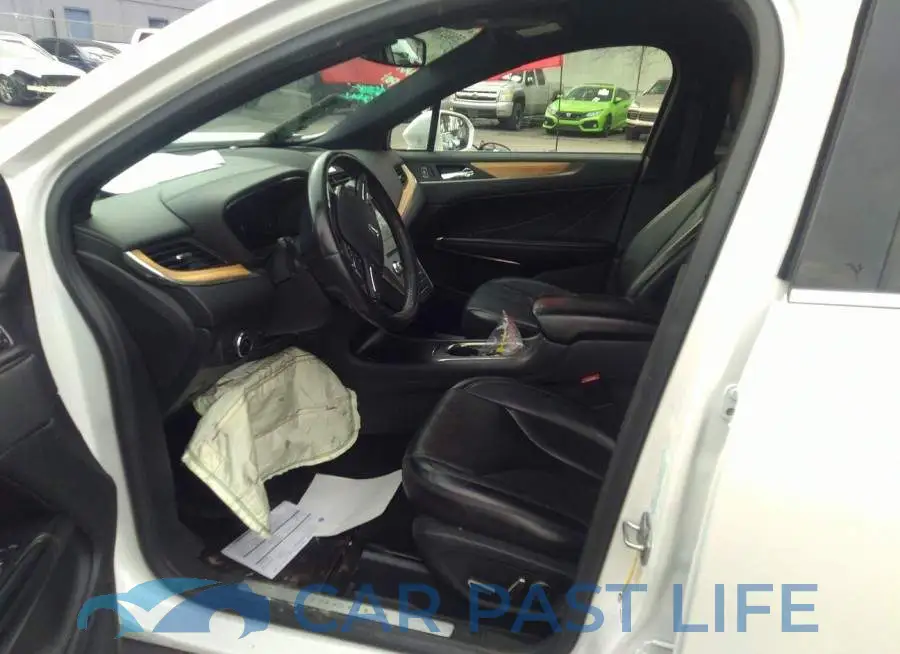 5LMCJ2C93GUJ31838# 5