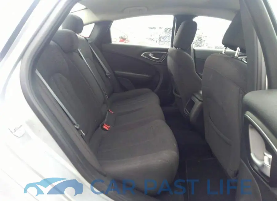 1C3CCCAB4FN761037# 8