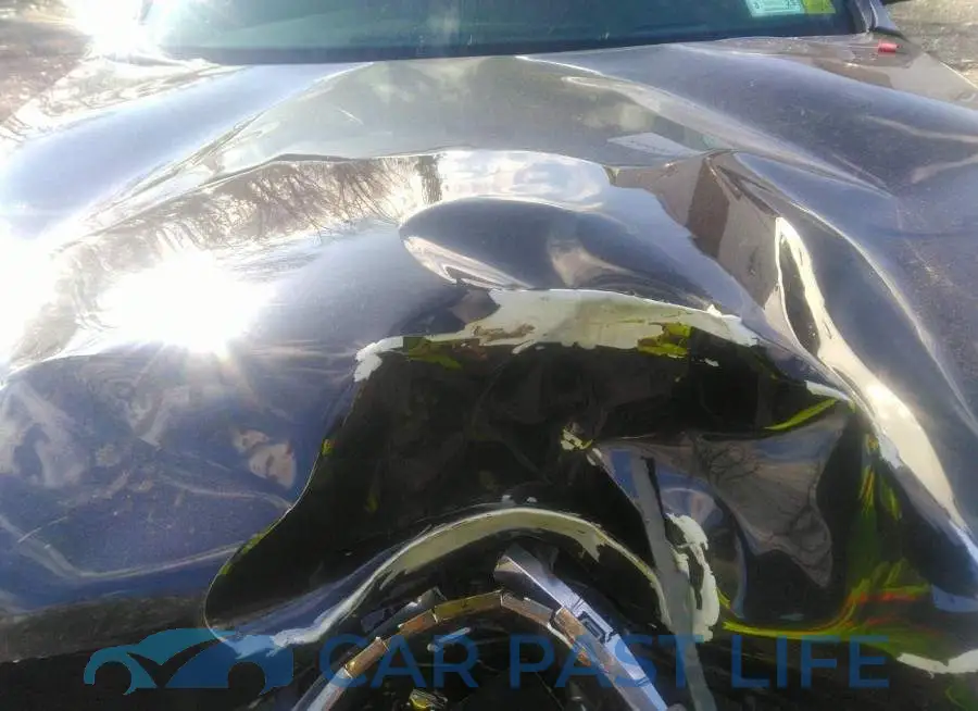 KMHGN4JBXJU233039# 10
