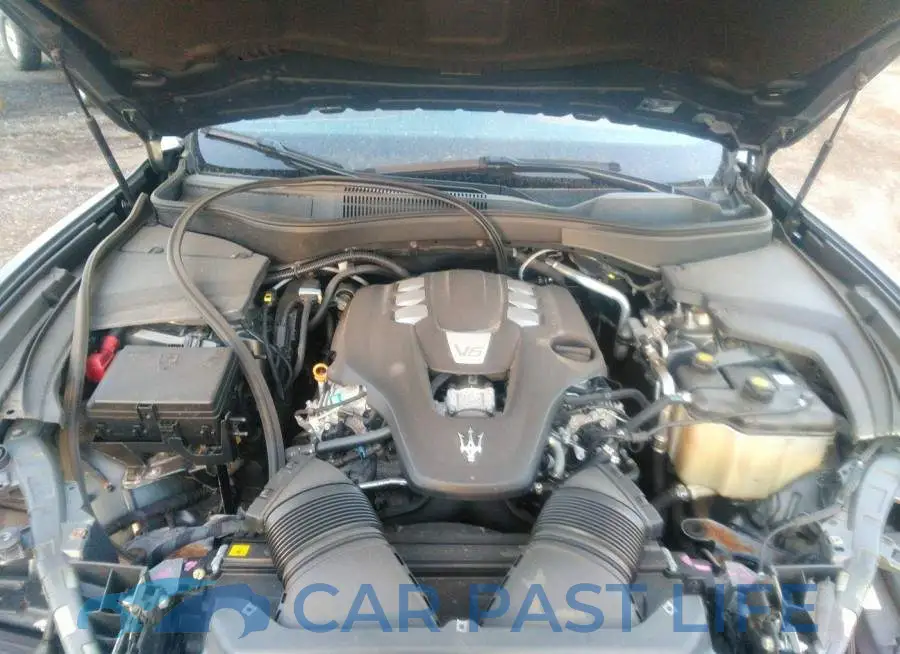 ZN661XUA8JX275075# 10
