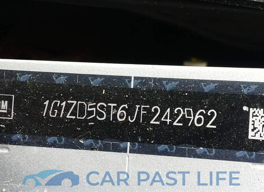 1G1ZD5ST6JF242962# 9