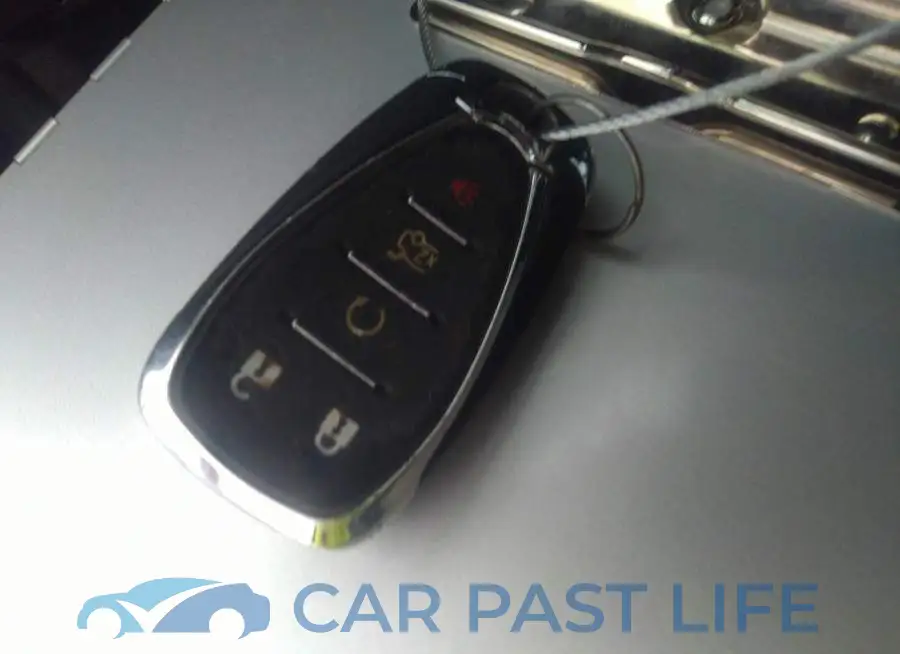 1G1ZD5ST6KF135444# 11