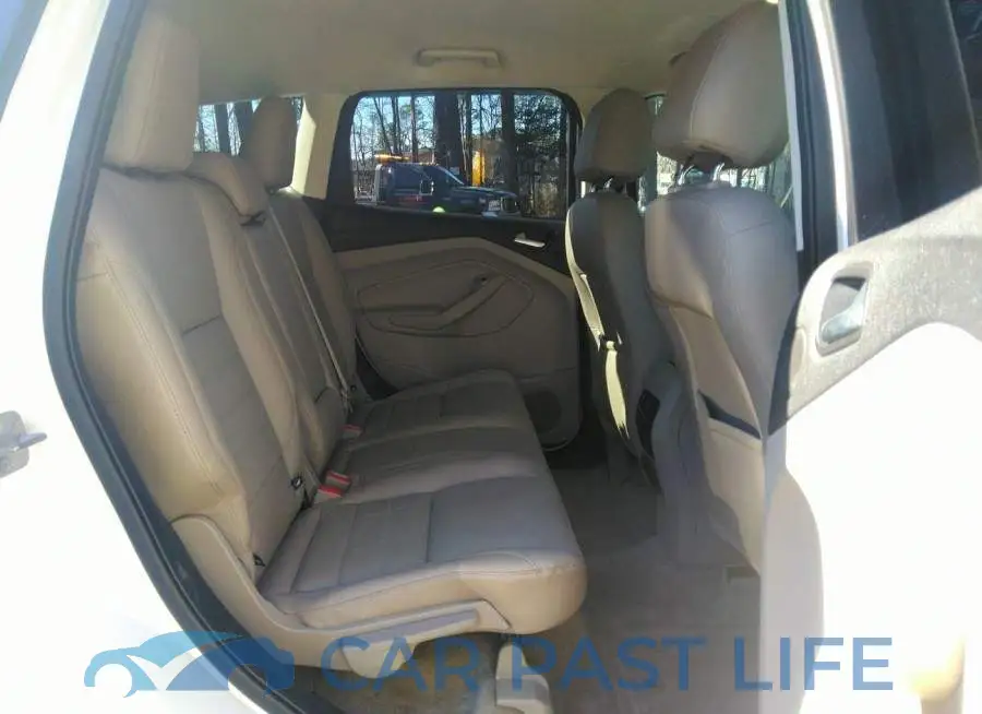 1FMCU0J95EUA98078# 8