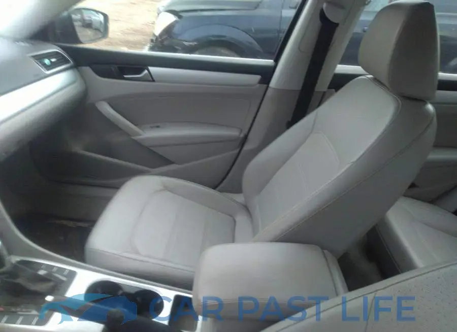 1VWBN7A38DC005458# 5