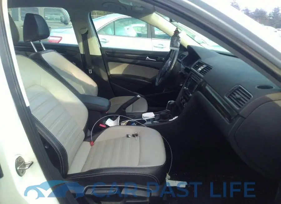 1VWBT7A33FC026758# 5