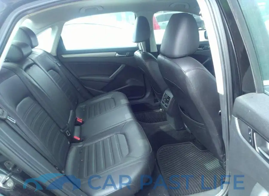 1VWBT7A35FC003630# 8