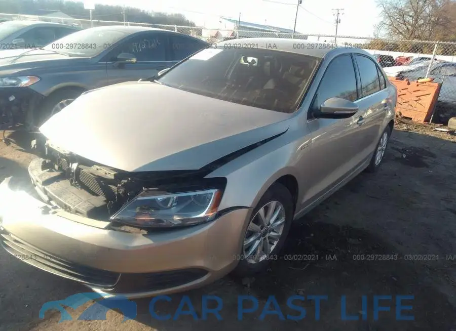 3VW637AJ1DM287561# 2