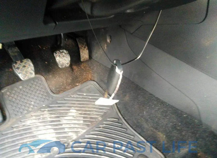 3VW817AUDFM024876# 11
