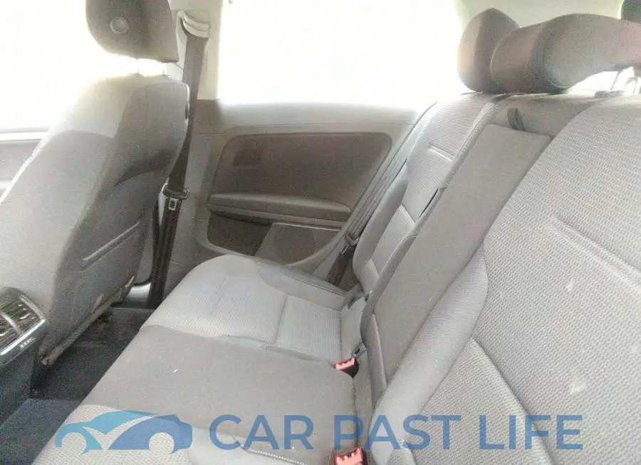 3VW817AUDFM024876# 8