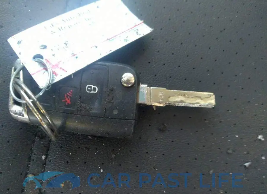 3VWC17AUXGM523261# 11