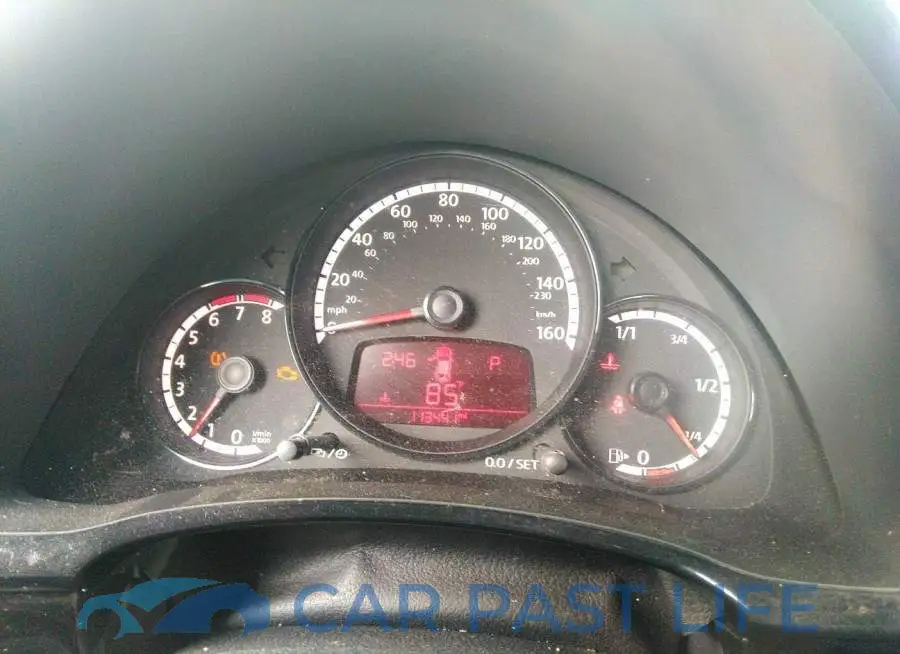 3VWF17AT1FM640651# 7