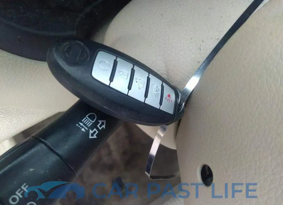 1N4AL3AP6EC125413# 11