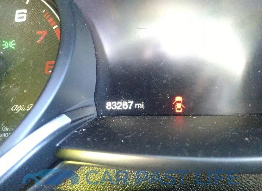 ZASFAKEVXJ7C17675# 7