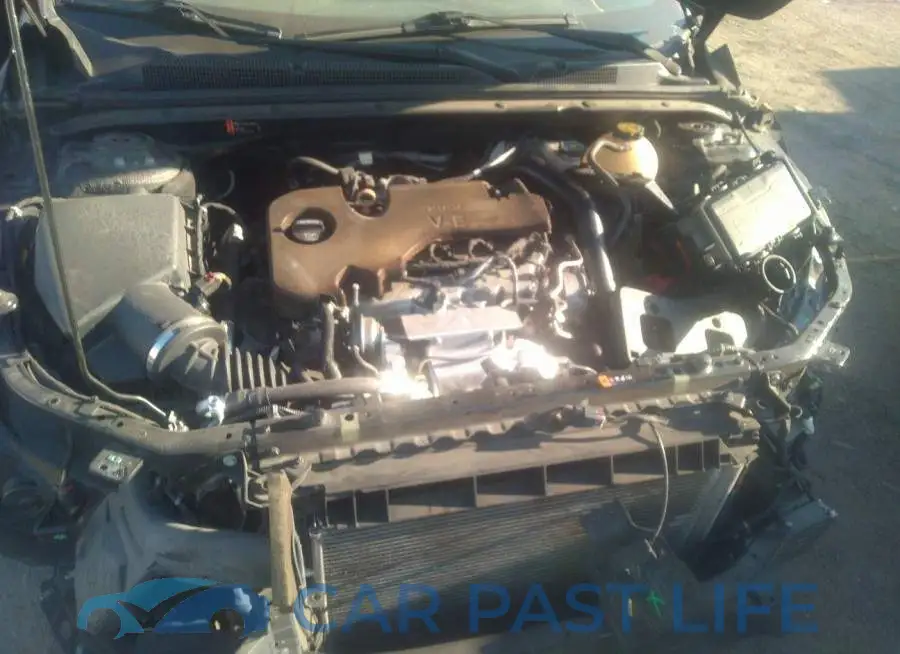 1G1ZB5ST5JF222109# 10