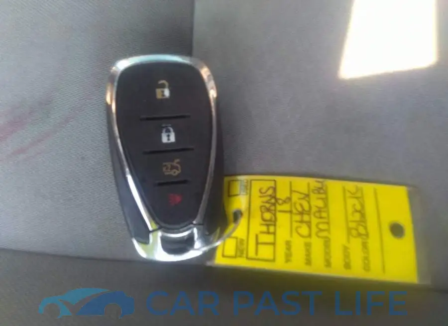 1G1ZB5ST5JF222109# 11