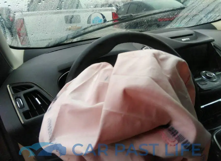 1FMCU0J95EUA39158# 7