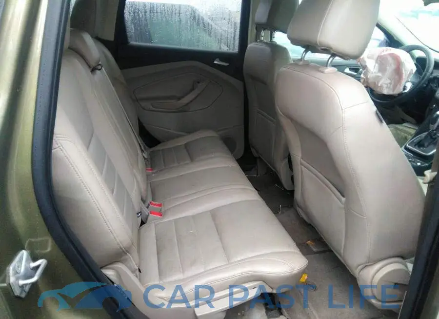1FMCU0J95EUA39158# 8