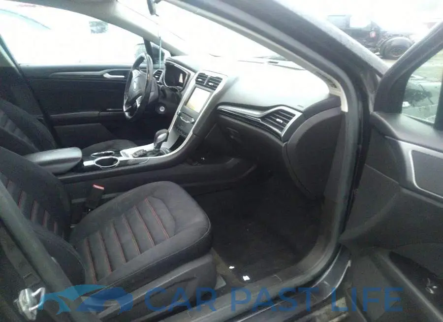 3FA6P0HDXER111598# 5