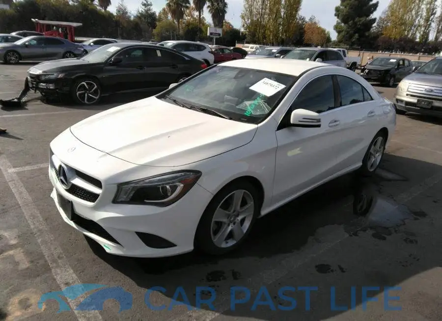 WDDSJ4EB8FN204683# 2