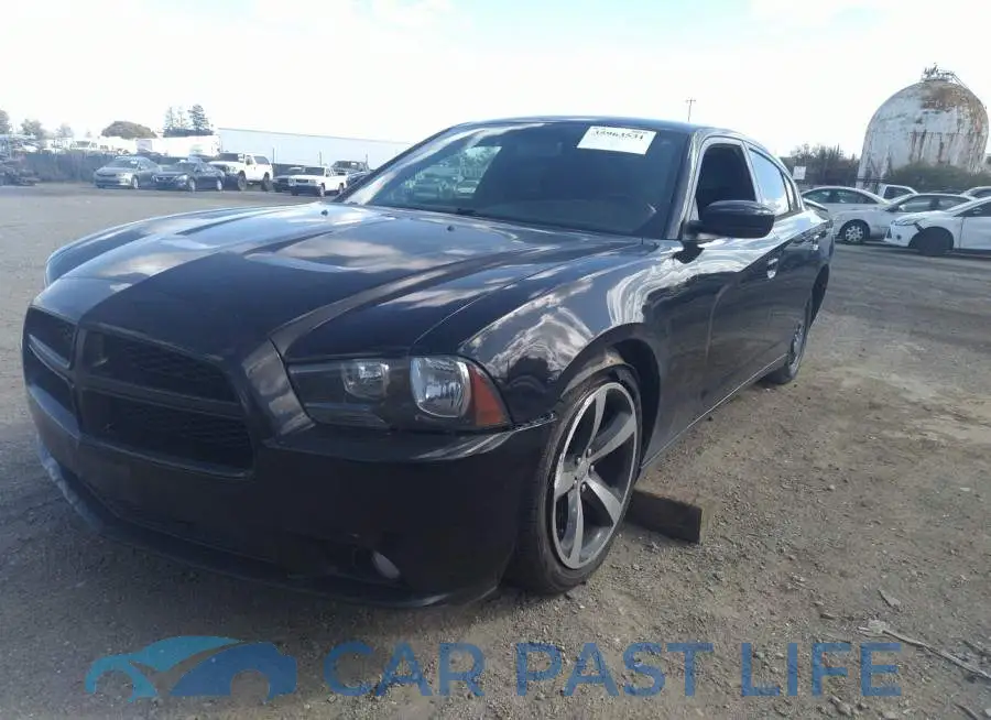 2C3CDXHG8EH370700# 2