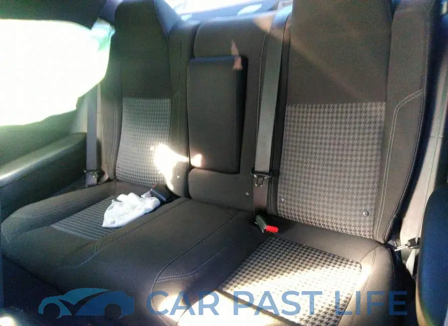 2C3CDZGG1LH110679# 8