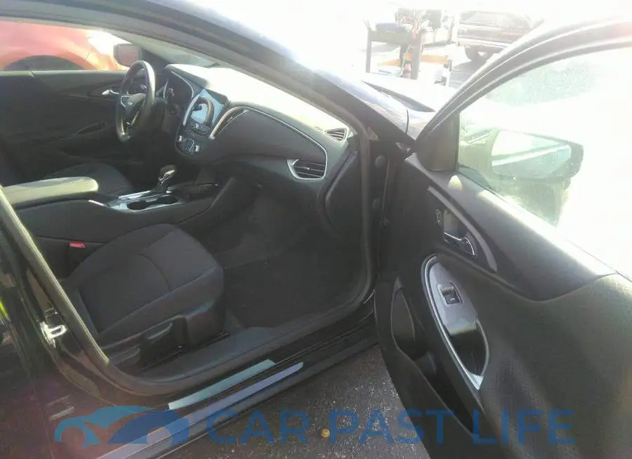 1G1ZD5ST3NF143523# 5