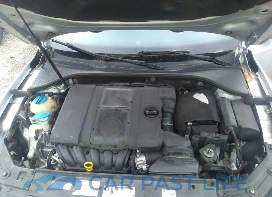 1VWAH7A38DC149921# 10