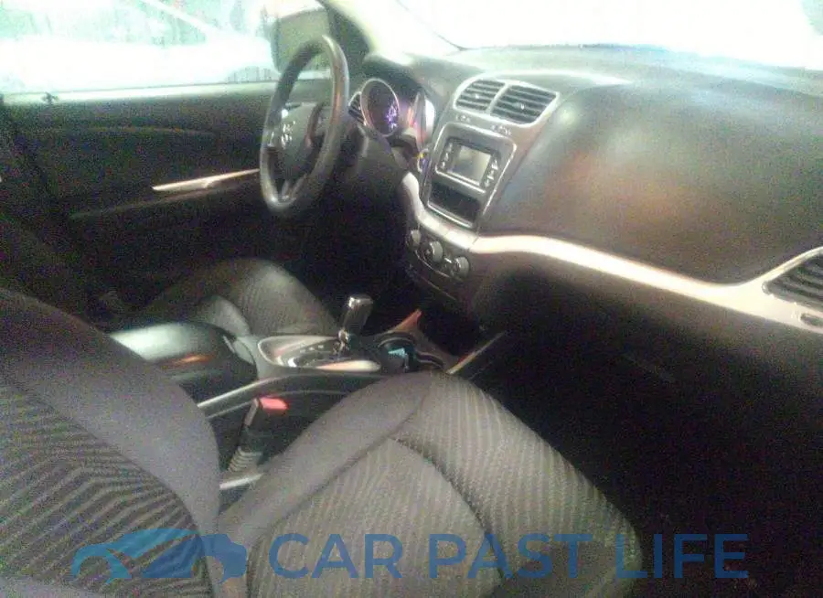 3C4PDCAB8DT561821# 5
