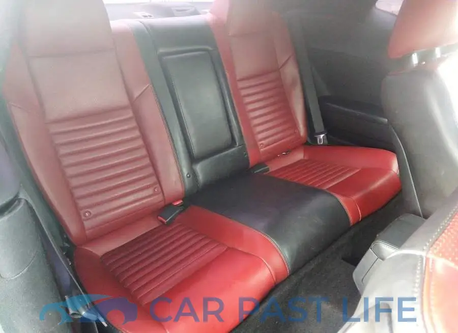 2C3CDYAG5DH653196# 4