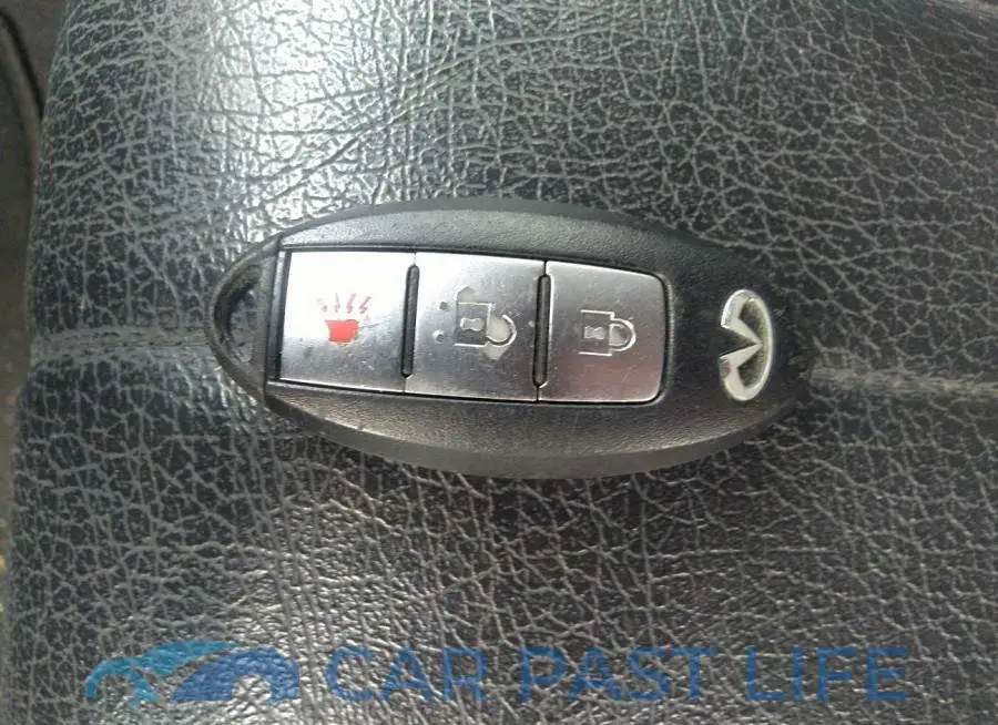 JN8CS1MU1DM141429# 11