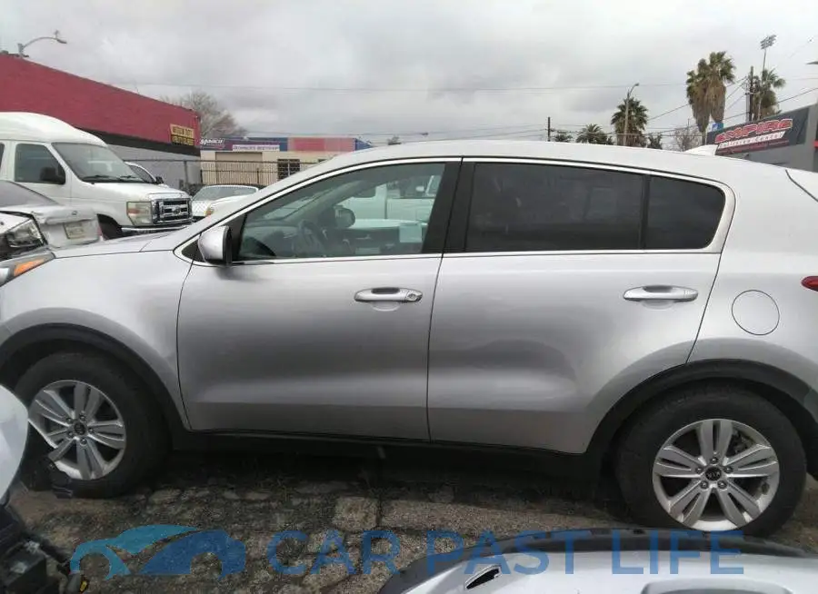 KNDPM3AC9K7590271# 6