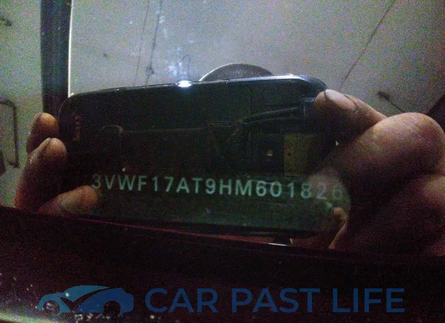 3VWF17AT9HM601826# 9