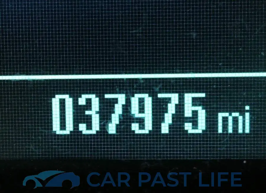 1G1PA5SH8E7354674# 7