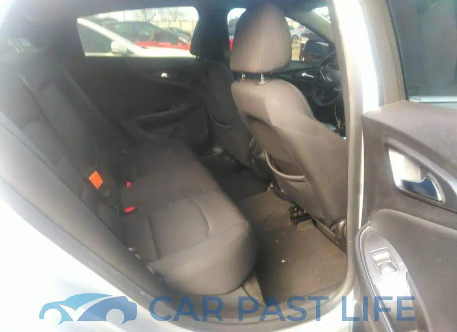 1G1ZD5ST8JF135959# 8
