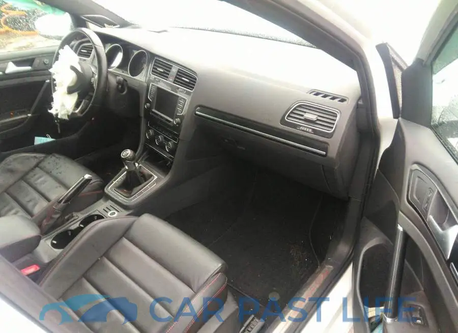 3VW547AU9GM065812# 5